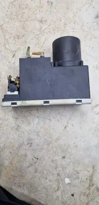 Audi A3 S3 8L Central locking vacuum pump 8L0862257A