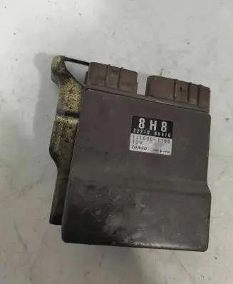 Nissan X-Trail T30 Fuel injection control unit/module 227108H810 1310001190