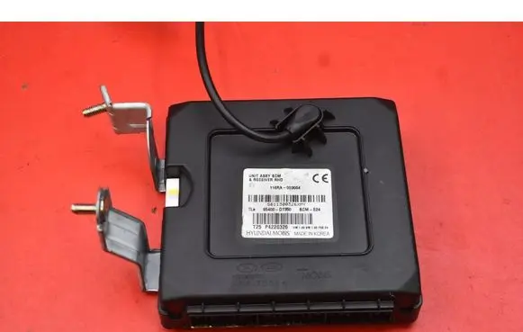 Hyundai Tucson JM Comfort/convenience module 95400-D7350