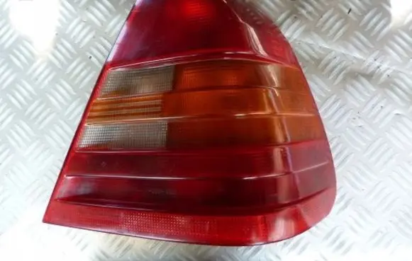 Mercedes-Benz C W202 Rear/tail lights
