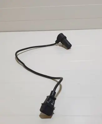 Opel Vectra B Crankshaft position sensor 0281002
