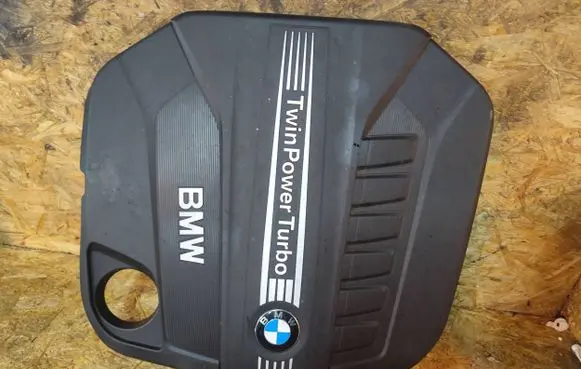 BMW X3 F25 Engine cover (trim) 8513453 8513452