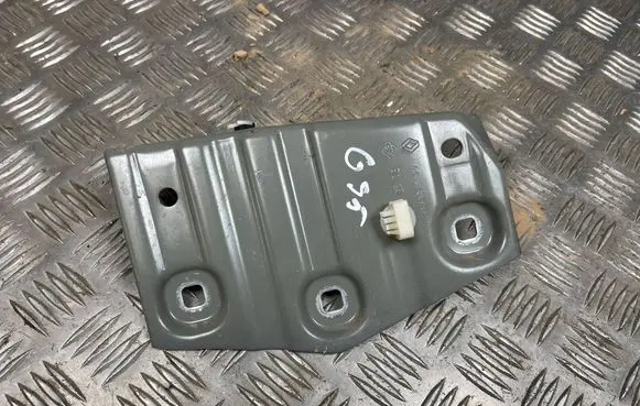 Renault Captur II Fender mounting bracket 641343318R 641343398R