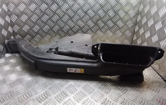 Lexus ES 250 - 300 - 330 Air intake duct part 1775125060 1775025020 1775025060