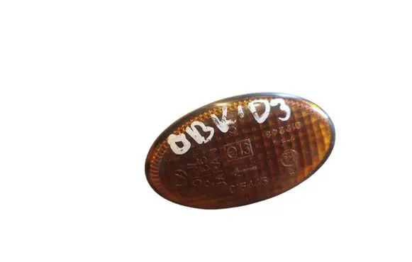 Subaru Outback Front fender indicator light