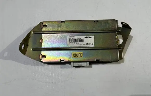 Chevrolet Corvette C5 Sound amplifier 10290827