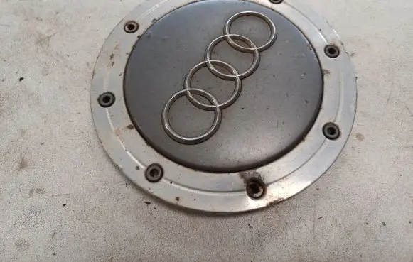 Audi A6 S6 C5 4B Original wheel cap 4B0601165A