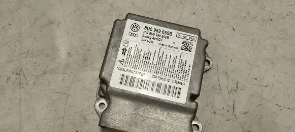 Audi Q3 8U Airbag control unit/module 8u0959655b