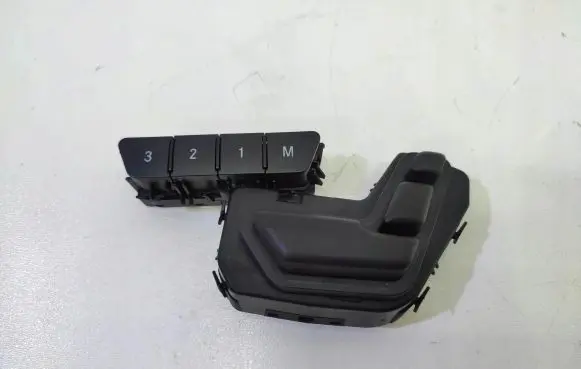 Mercedes-Benz E W212 Seat control switch A2129059700