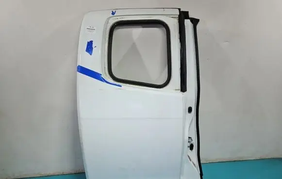 Isuzu D-Max Rear door IMPRK1362724