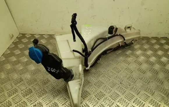 Audi A6 S6 C8 4K Windshield washer fluid reservoir/tank 4K0955451F