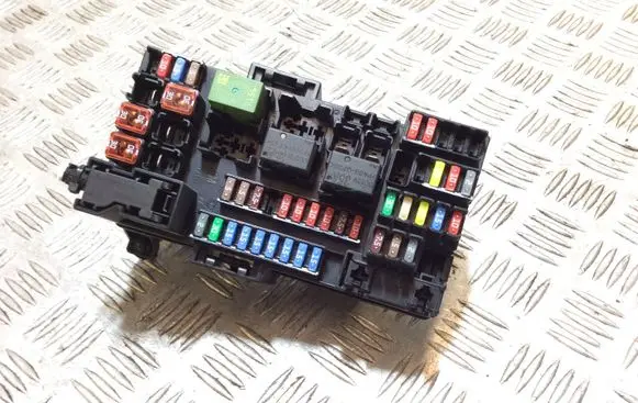 Opel Mokka Fuse module 159159056