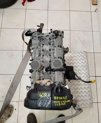 Volvo C70 Engine 