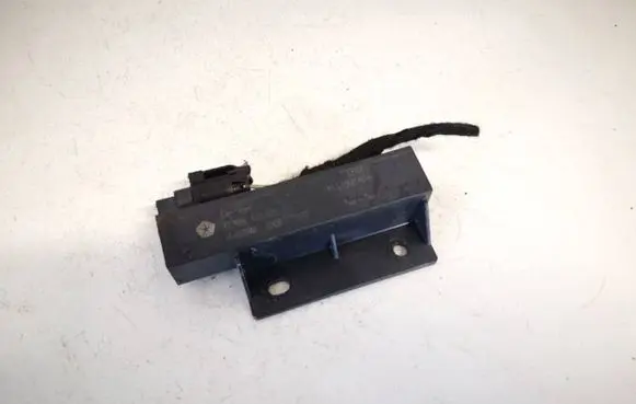 Antenna control unit