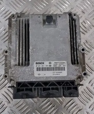 Renault Trafic III (X82) Engine control unit/module 237107551R 237103888R