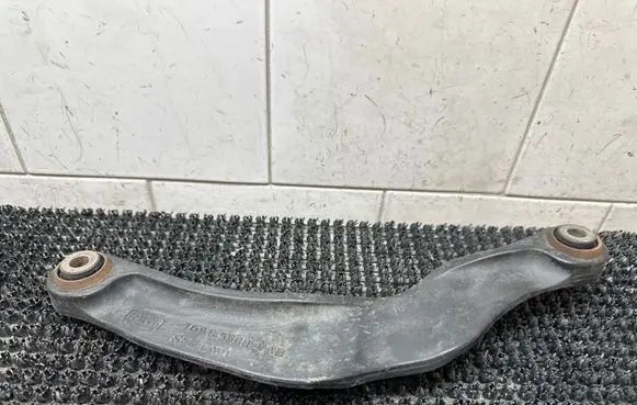 Volvo XC60 Rear upper control arm/wishbone 7G915500VAB