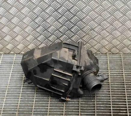 Volkswagen Phaeton Air filter box 06A906461G 0280218060