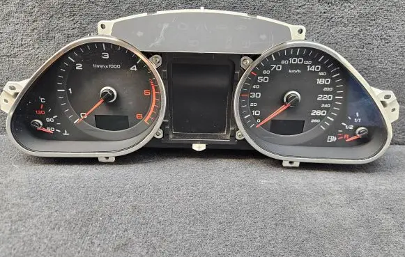 Audi A6 S6 C6 4F Speedometer (instrument cluster) 4F0920933Q 503002321801