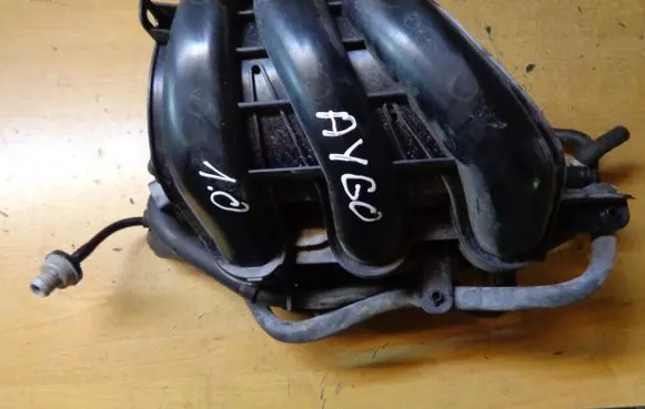 Toyota Aygo AB40 Intake manifold 171200Q040