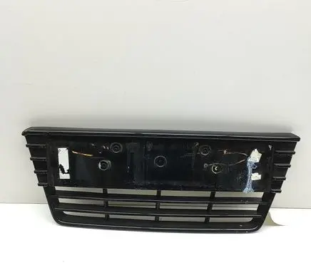 Ford Focus Front grill BM5117K945E