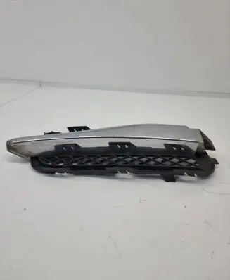Jaguar XF Front bumper lower grill 8X2315K232BC