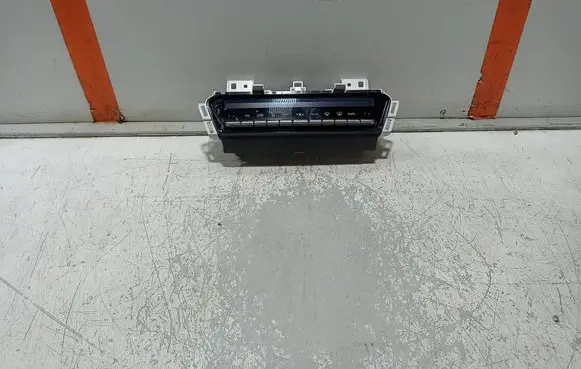 Isuzu D-Max Climate control unit 8972793070
