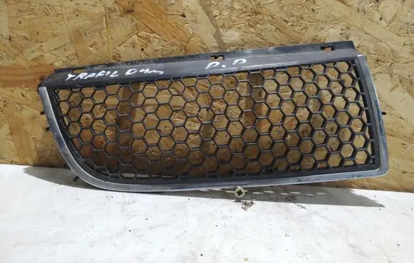 Renault Trafic II (X83) Front bumper upper radiator grill 8200044582