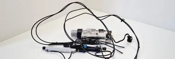 Mercedes-Benz SLC R172 Convertible roof hydraulic pump A1728000030 A1728204010