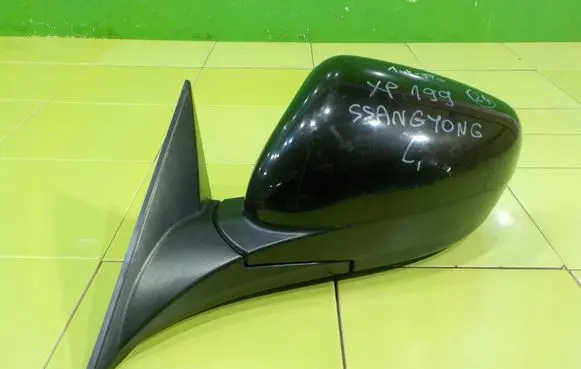 SsangYong Tivoli Front door electric wing mirror 044628 LEWE