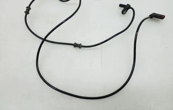 Mercedes-Benz CLS C219 ABS rear brake sensor A2115402417
