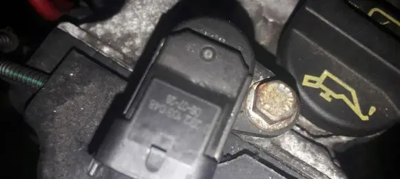 Fiat Punto (188) Camshaft position sensor 0233103048