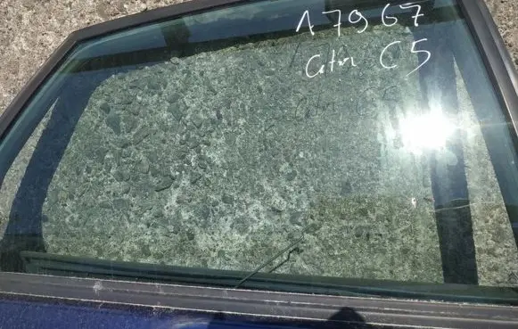 Citroen C5 Rear door window glass