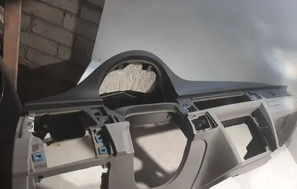 BMW 3 E90 E91 Dashboard 