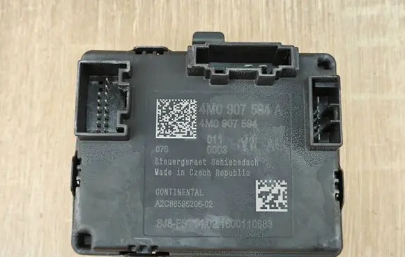 Audi A4 S4 B9 Sunroof control unit/module 4M0907594A