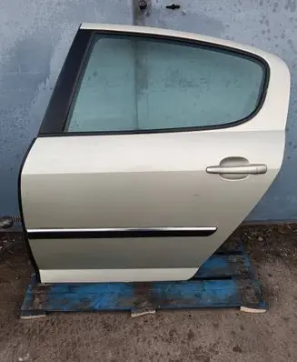 Peugeot 407 Rear door 9644839880 9646595680