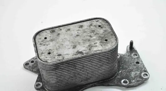 Audi Q5 SQ5 Engine oil radiator 059117021K