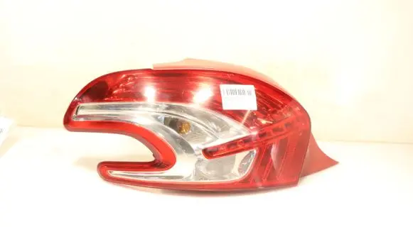 Peugeot 208 Rear/tail lights 004-17-V-01