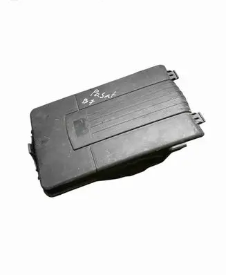 Volkswagen PASSAT B7 Battery box tray cover/lid 3C0915443A
