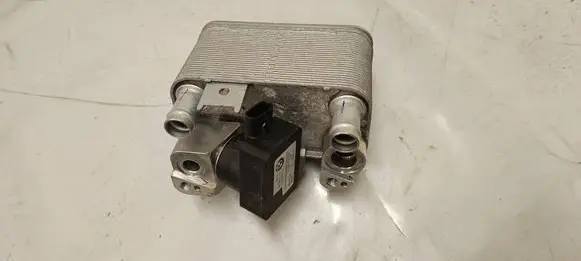 BMW i4 Air conditioning (A/C) air dryer 9418878
