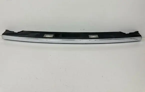 BMW 7 F01 F02 F03 F04 Trunk door license plate light bar 7200035