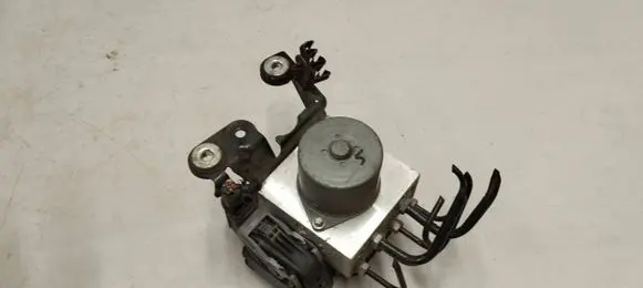 Ford S-MAX ABS Pump Bg912c405ad