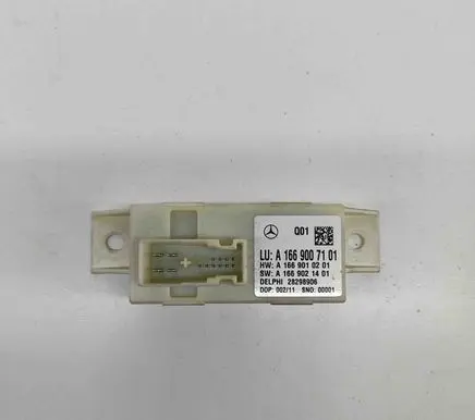 Mercedes-Benz C W204 Light module LCM A1669010201 A1669021401
