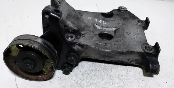 Nissan Primera Engine mounting bracket 11910BM700