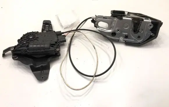 BMW 5 GT F07 Rear door lock 7149448
