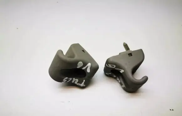 Sun visor clip/hook/bracket