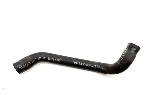 Volvo XC90 Engine coolant pipe/hose 30671229