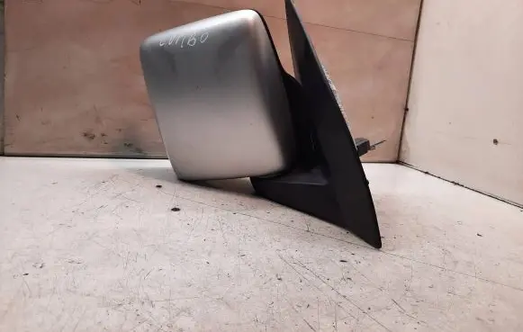Opel Combo C Front door electric wing mirror 014129