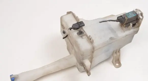 KIA Ceed Windshield washer fluid reservoir/tank 986101H101