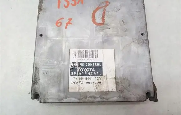 Toyota RAV 4 (XA20) Engine control unit/module 89661-42A10