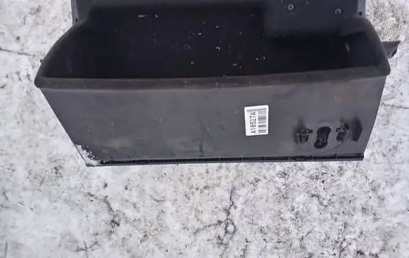Toyota RAV 4 (XA30) Glove box 5555042040 5555042080